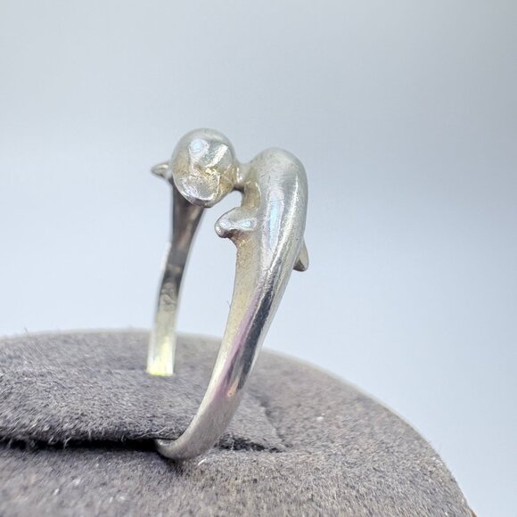 VTG Solid Sterling Silver 925 Dolphin Design Bypass Ring Size 6.5 - Picture 2 of 8